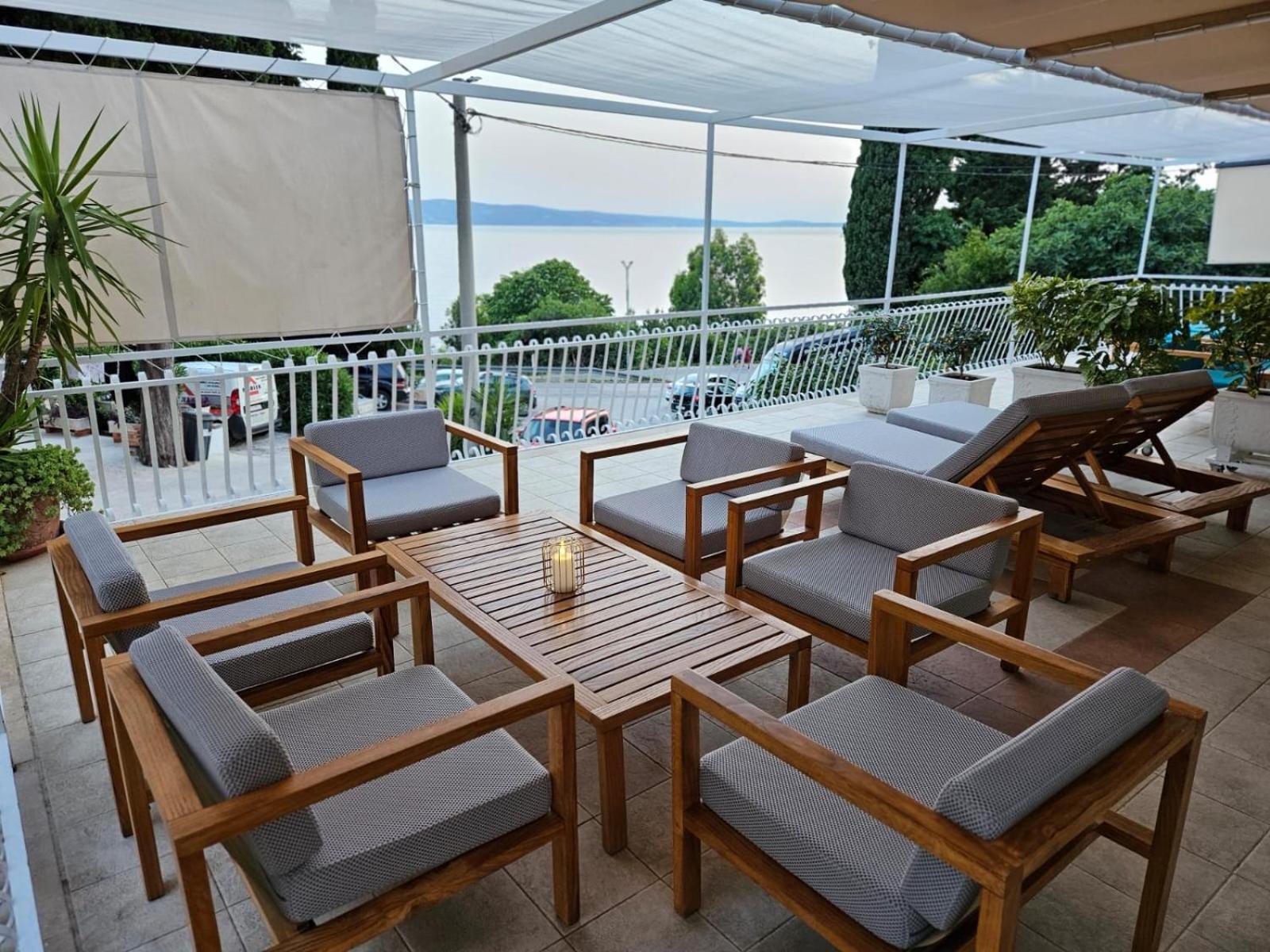 Apartments Gabi Omiš Zewnętrze zdjęcie