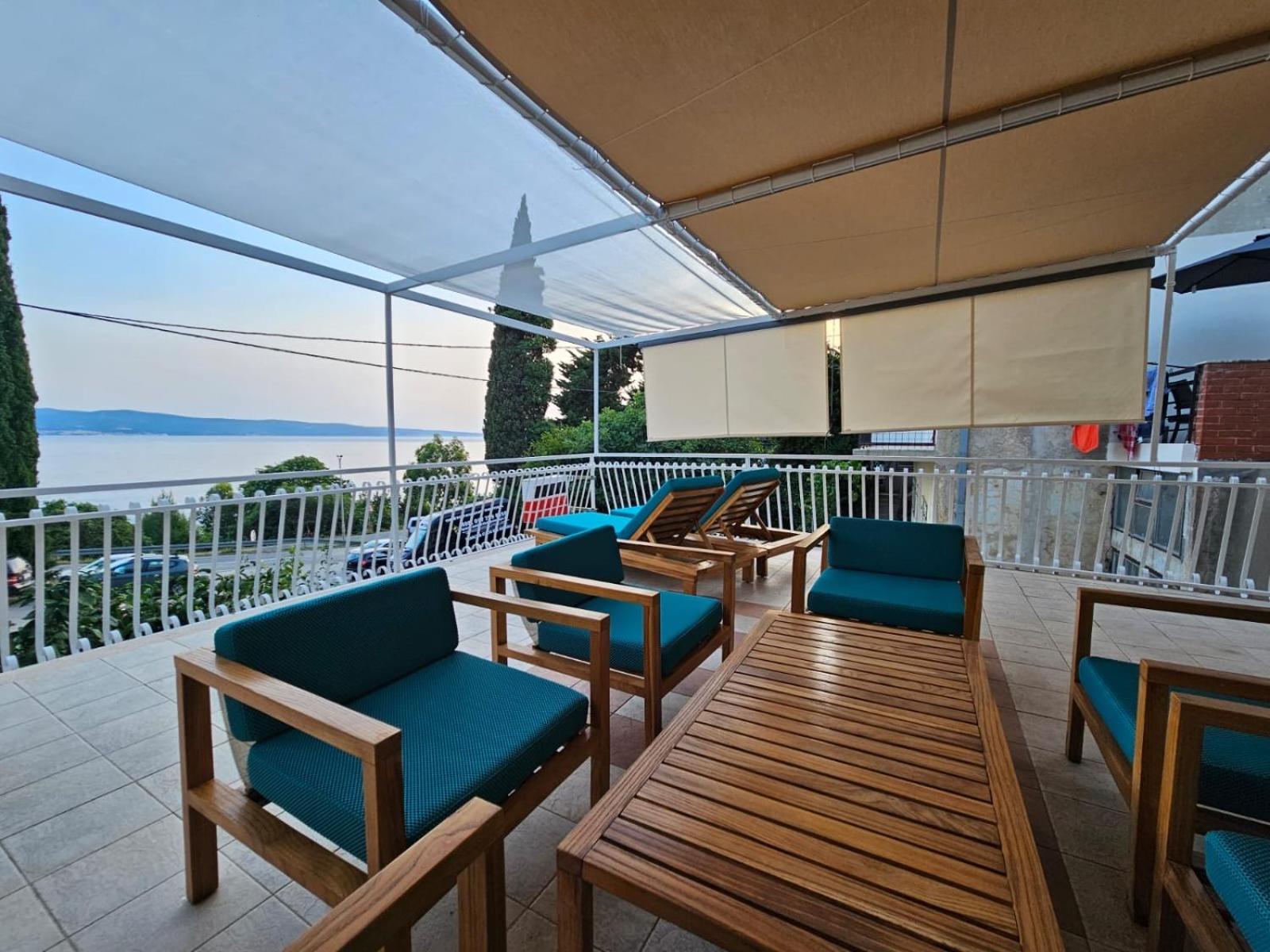 Apartments Gabi Omiš Zewnętrze zdjęcie